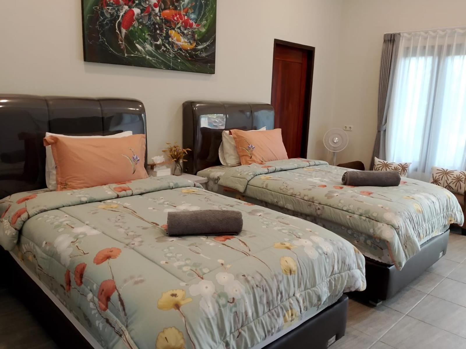 Mama Nings Beach Hotel Sekongkang Екстериор снимка